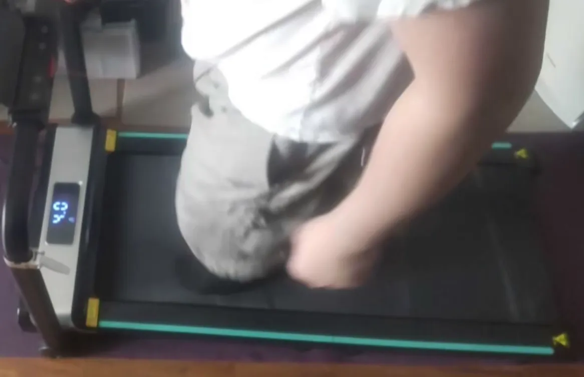 4kmでは多少歩幅を広げて歩くくらい